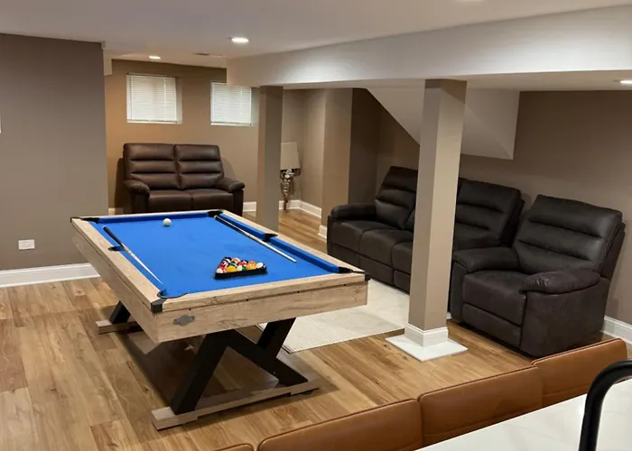 Villa Luxury 9 Bedroom Mins From Downtown And The *
